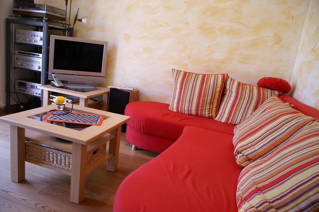 Emkendorf - An Den Teichen Apartment ภายนอก รูปภาพ